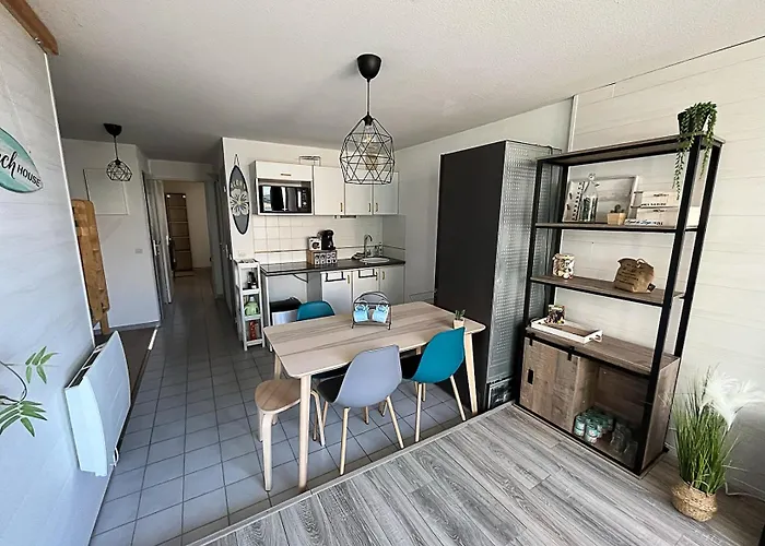 Tres Cosy Jusqu'a 6 Pers, Du Salonique